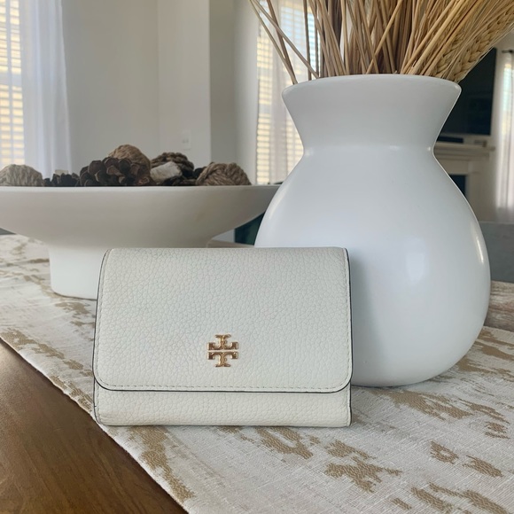 Tory Burch Handbags - Tory Burch Trifold Wallet